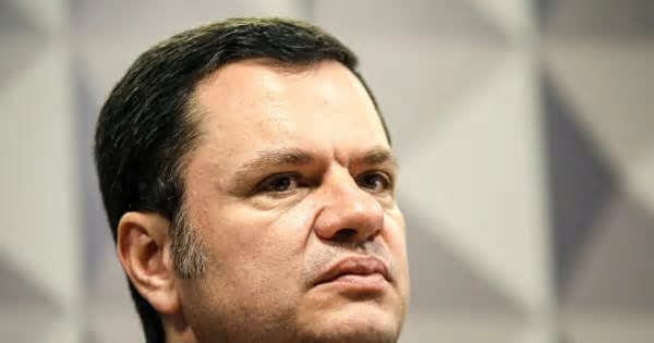 Ex-diretor da PRF confirma ordem para blitz durante eleições de 2022