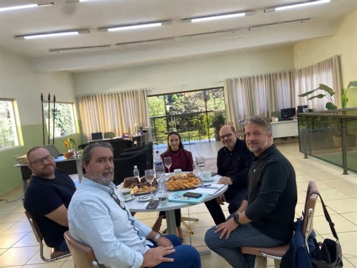 Poços de Caldas fortalece parceria com cidades paulistas para integração turística