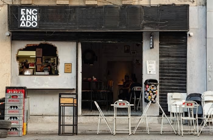 Hamburgueria carioca top 25 do mundo começou em contêiner: ‘Já fiquei 10 horas para vender um lanche’