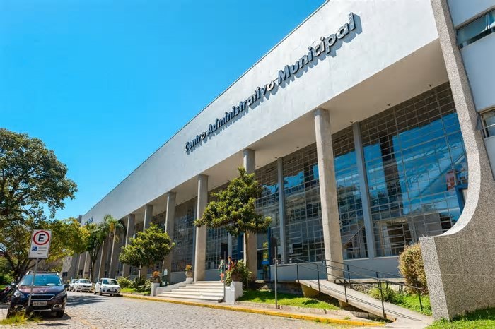 Feriado de Caravaggio (26) altera horários dos serviços públicos em Caxias do Sul