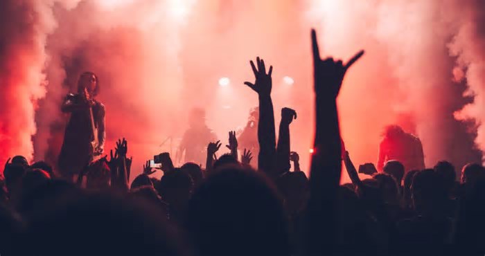 Benson Boone lança novo tema semanas antes do seu concerto em Portugal