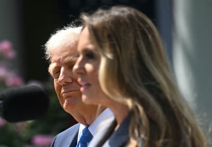 Análise: Sob Trump, lucros com a presidência são normalizados e rendem milhões à família