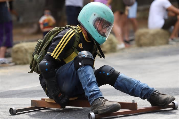 Avenida Cristóvão Colombo será fechada no domingo para corrida de carrinho de rolimã