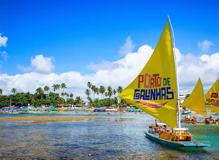 Argentinos lideram turistas estrangeiros em Pernambuco no 1º tri de 2025