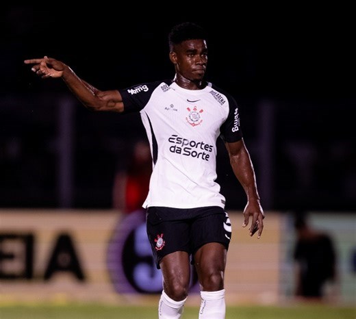 Félix Torres, do Corinthians, é convocado pelo Equador para disputa das Eliminatórias