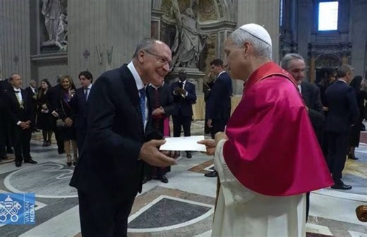 Alckmin disse que conversou com papa Leão XIV em “portunhol”