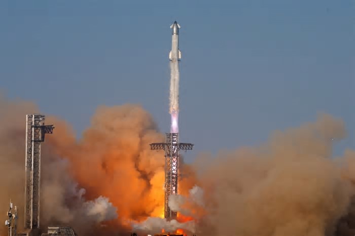 SpaceX’s Starship spins out of control after flying past points of previous failures