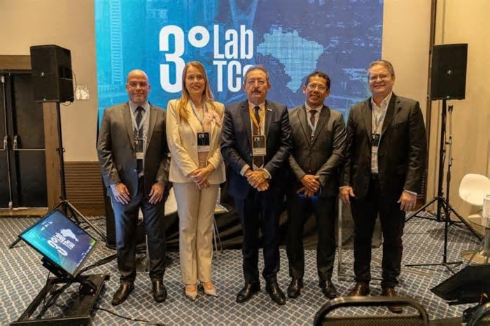 Boas práticas do TCE-AM são destaque no encontro nacional de Tribunais de Contas