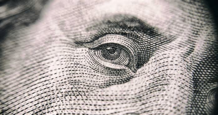 Dólar cai a R$ 5,65 e fecha a semana em baixa com alívio da tensão entre China e EUA