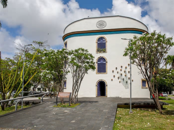 Casa da Cultura de Pernambuco: oficina de xilogravura, shows e feira integram agenda de maio