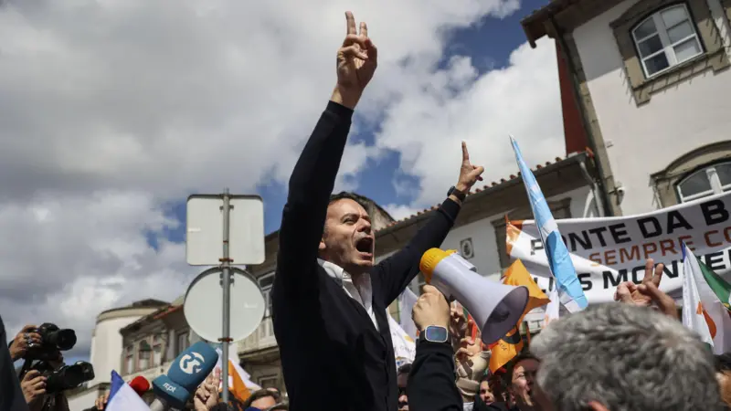 Como Portugal passou de país estável à 3ª eleição em 3 anos, em meio a acusações de corrupção