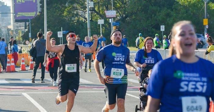 Corrida Nacional do Sesi reúne milhares de participantes em Porto Alegre