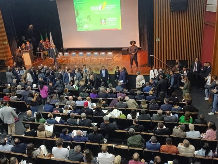 Prefeitura de Rio Grande participa do Fórum Democrático Pacto RS/25