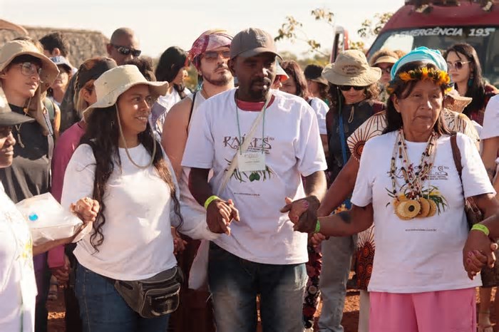 Chapada celebra encontro de raizeiros, parteiras, benzedeiras e pajés