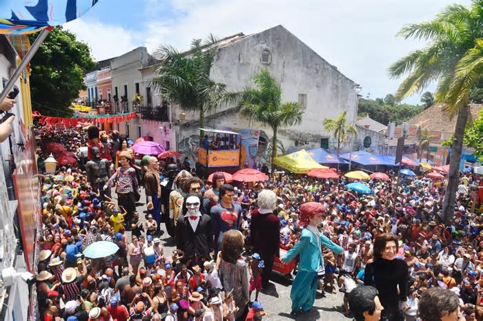 Lula declara carnaval de Pernambuco como 'manifestação da cultura nacional' e institui Dia do Brega no país