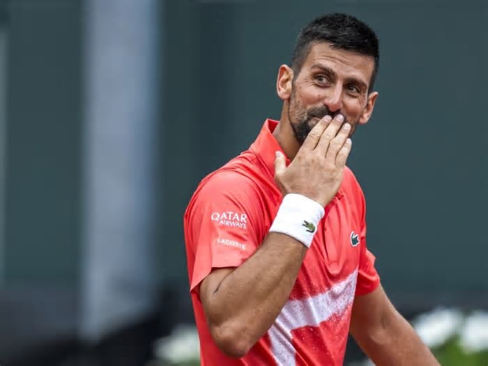 Djokovic celebra aniversário de 38 anos com ida à semifinal em Genebra