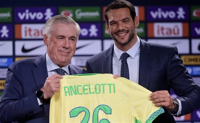 “Muito bem, acompanhamos”; Carlo Ancelotti, técnico da Seleção Brasileira, elogia Flamengo de Filipe Luís