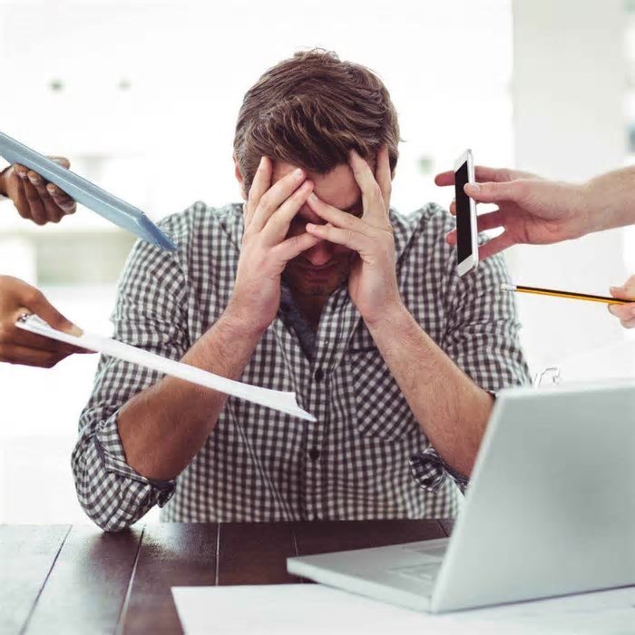 Governo adia nova regra sobre saúde mental no trabalho