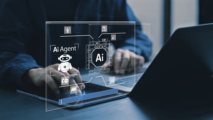 Conheça 3 cursos gratuitos de tecnologia e IA do Google, da IBM e da DeepLearning.IA