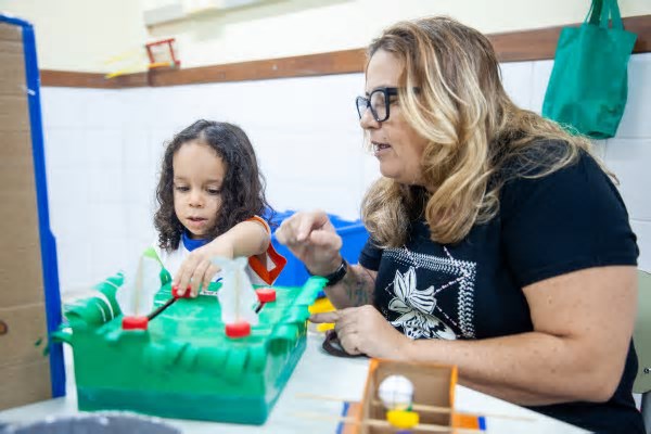 Inclusão nas creches do Recife avança com investimentos e novas tecnologias
