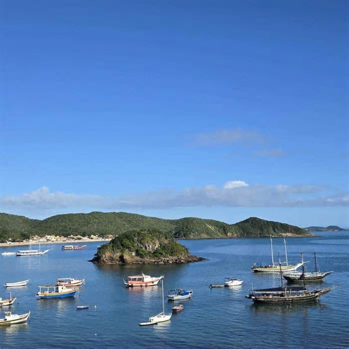 Há um refúgio em Búzios sob o encanto da natureza