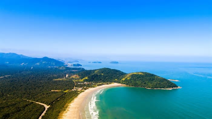 Esse destino litorâneo é perfeito para quem quer fugir das praias lotadas do verão