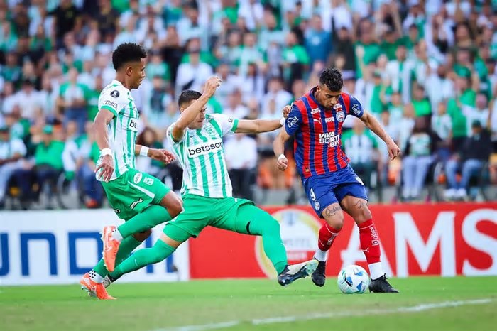 Atlético Nacional-COL 1 x 0 Bahia - Esquadrão se complica na Libertadores