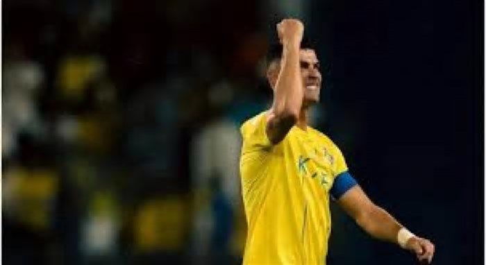 Presidente da Fifa sugere Cristiano Ronaldo no Mundial: 'Há discussões com clubes, quem sabe?'