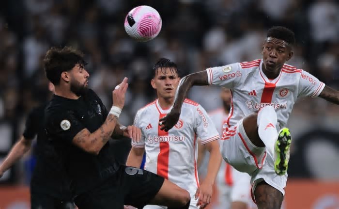Inteligência artificial prevê Corinthians x Internacional pelo Brasileirão