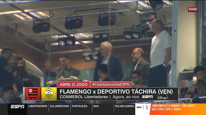 Carlo Ancelotti vai ao Maracanã para acompanhar jogo do Flamengo na Libertadores