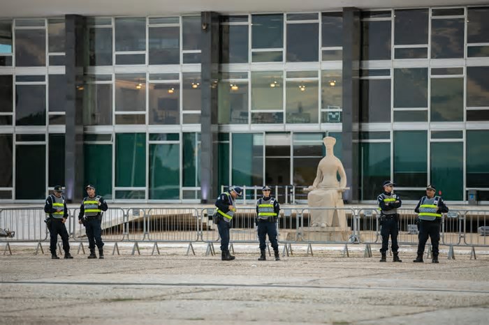 STF e Congresso seguem com atividades e têm reforço de segurança em dia de ato bolsonarista em Brasília