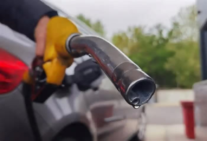 Gasolina a R$ 3,82 em Belo Horizonte