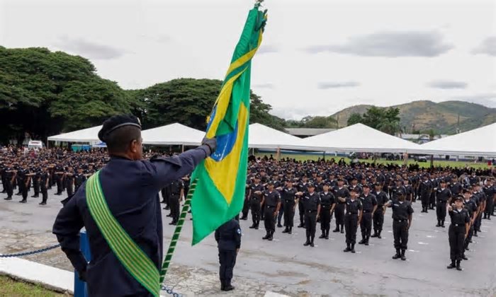 Cláudio Castro reforça PMERJ com 504 novos soldados em Sulacap