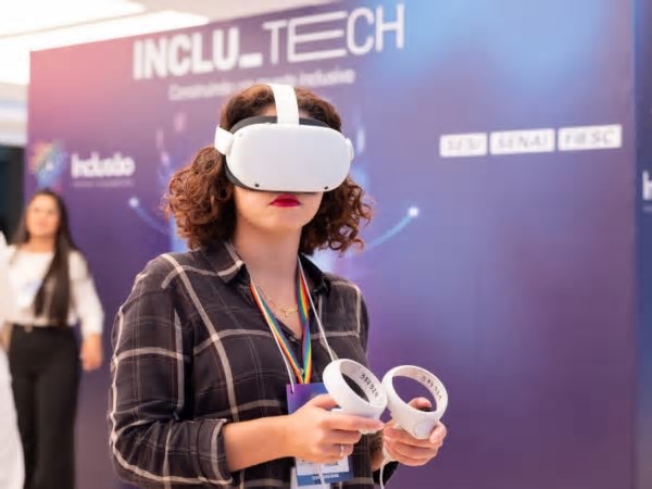 FIESC sedia evento sobre inclusão de pessoas com deficiência e tecnologia
