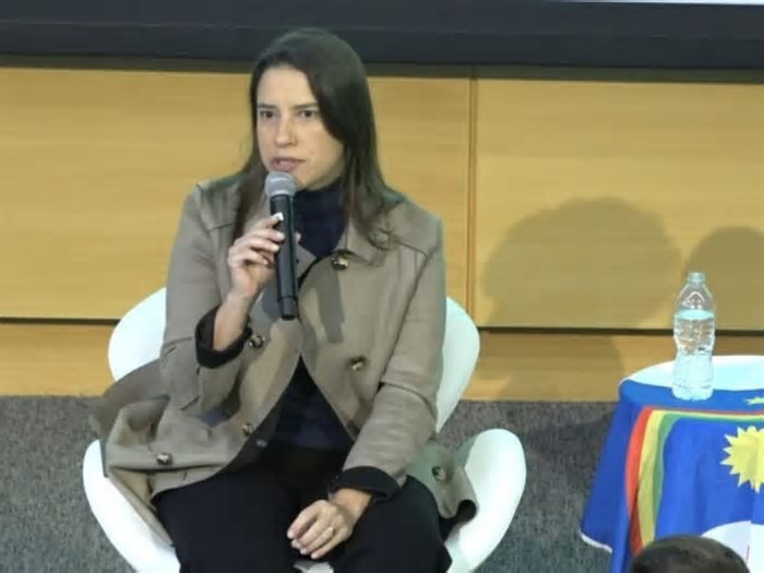 Raquel Lyra vai aos Estados Unidos para atrair investimentos internacionais