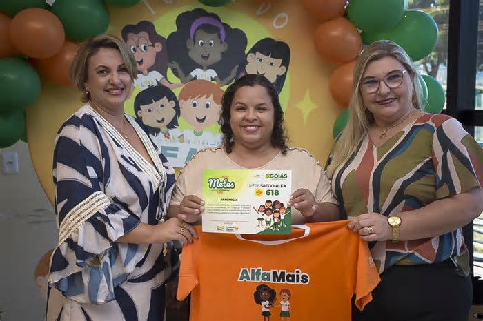 Aragarças e demais municípios pactuam com o Estado em favor da educação das crianças goianas