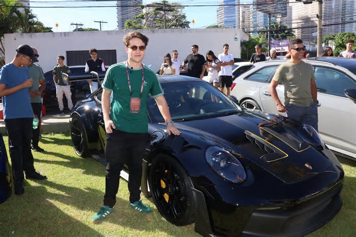 Primeiro encontro automotivo de 2025 reúne mais de 5 mil pessoas em Goiânia