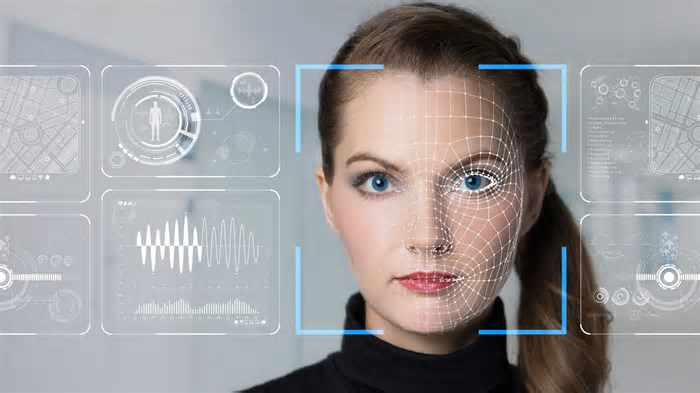 Deepfakes: lei endurece punição para uso criminoso de IA contra mulheres