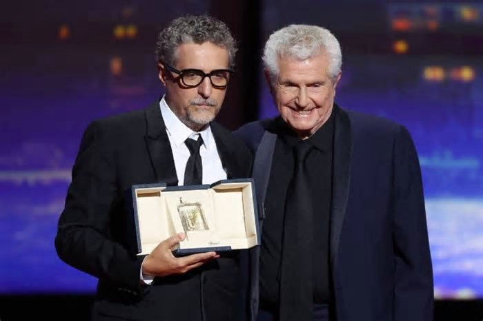 Kleber Mendonça Filho é premiado em Cannes pela direção de 'O Agente Secreto'