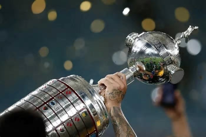 Entenda quais são as chances de classificação dos times brasileiros na Libertadores e na Sul-Americana