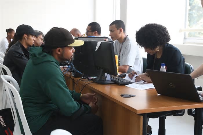 Cate SP oferece mais de 2.300 vagas de emprego; veja como se candidatar