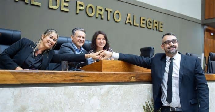 Posse de Bobadra gera discussão na Câmara Municipal de Porto Alegre