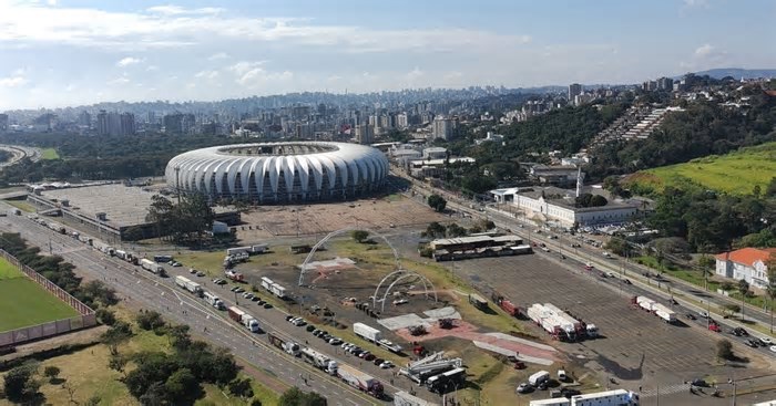 Comboio gigante marca o retorno do Mirage Circus à Porto Alegre