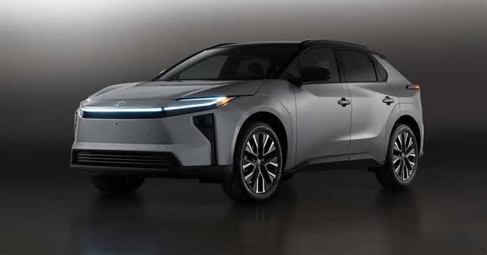 Único Toyota 100% elétrico muda radicalmente para corrigir defeitos
