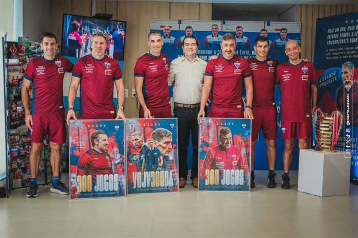 Fortaleza goleia no 300º jogo de Vojvoda