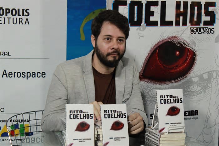 Tiago Santos-Vieira participa da Bienal Mineira do Livro 2025
