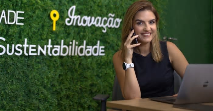 Secretária destaca avanço no emprego em Salvador, mas alerta: 