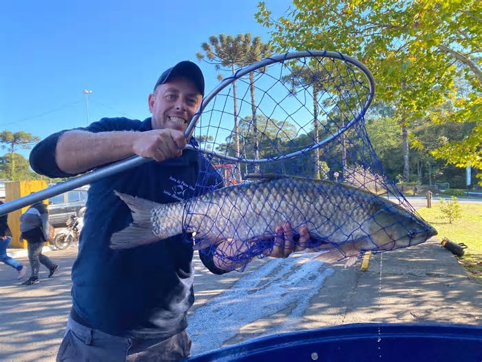 Feira do Peixe Vivo é realizada pela primeira vez na Festa da Colônia de Gramado; mais edições estão previstas