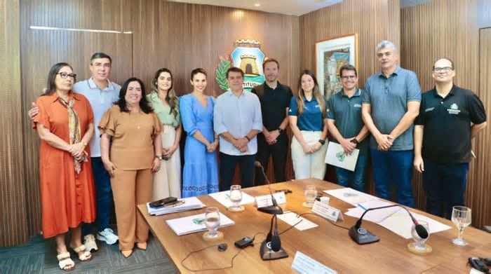 Prefeitura e Fifa discutem organização de fan fest em Fortaleza na Copa Feminina de 2027