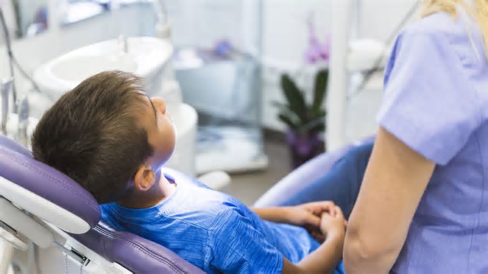ONG seleciona jovens para tratamento dental gratuito em 148 municípios